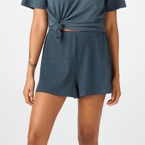 Vetta Ribbed Short in Stone Blue